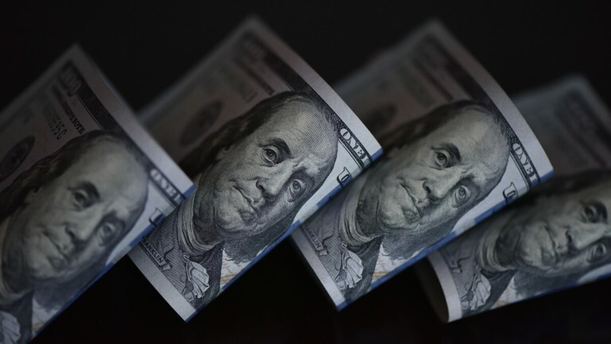 پرداخت ارز به صورت حواله و اسکناس امکان‌پذیر شد