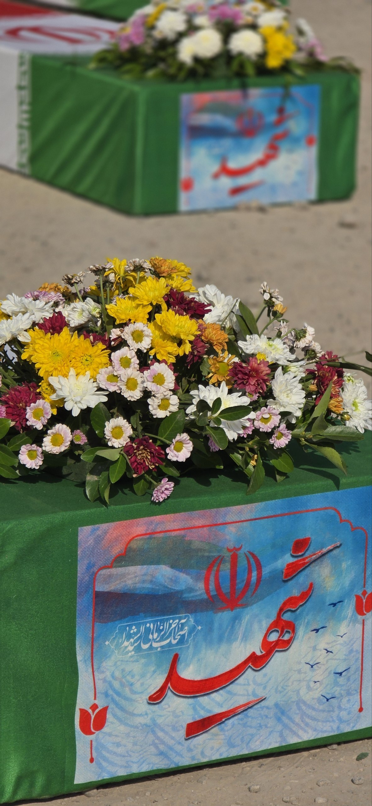 ورود پیکرهای طیبه ۴۴ شهید تازه تفحص از مرز شلمچه به کشور + فیلم ورود پیکرهای طیبه ۴۴ شهید تازه تفحص از مرز شلمچه به کشور + فیلم