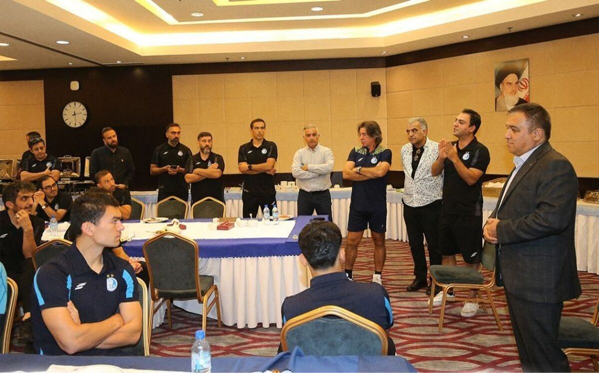 تاجرنیا خطاب به بازیکنان استقلال: به شما ایمان داریم، امشب برای شادی دل هواداران بجنگید