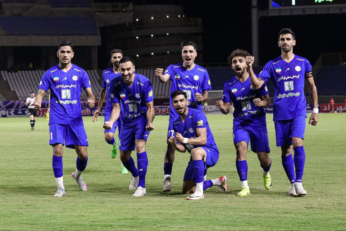 ابوالقاسم پور: قبل از بازی با سپاهان درصدی از مطالبات پرداخت می‌شود  هدف استقلال خوزستان رتبه پنجم است