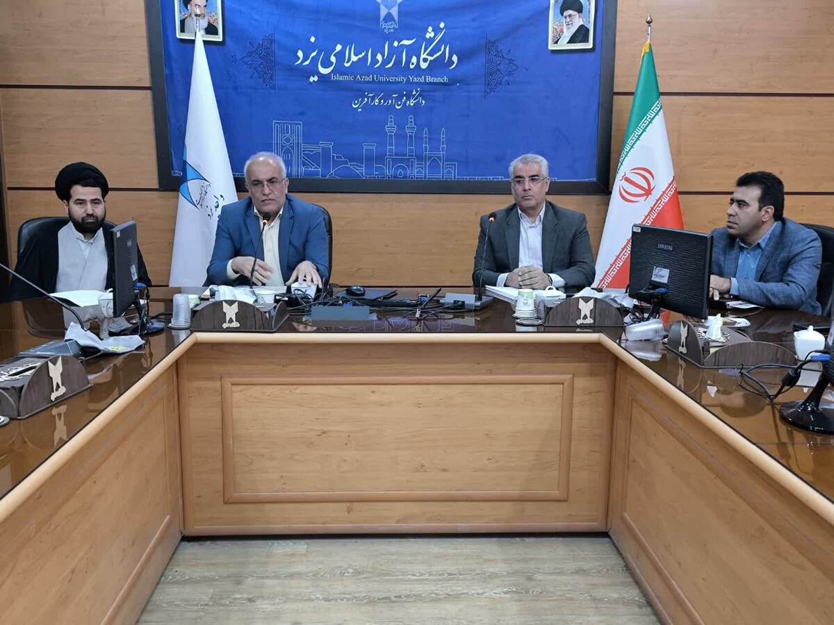 هم‌اندیشی استادان، کلید حل مسائل دانشگاه