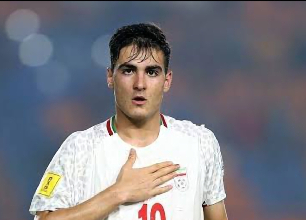 طاهری: حس خوب بزرگان تیم ملی یخم را باز کرد  بازی سختی با روسیه داریم+فیلم