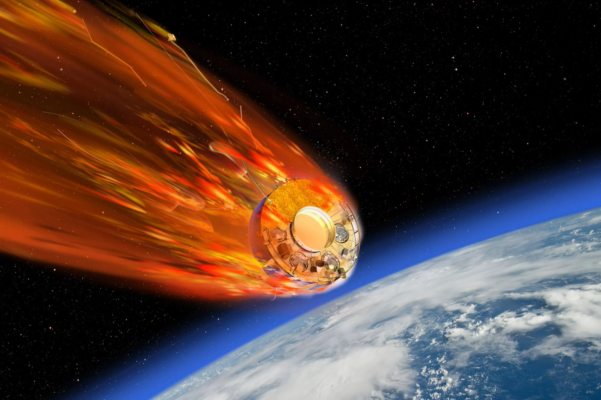 آسمان هر روز شاهد سقوط ماهواره‌های استارلینک است