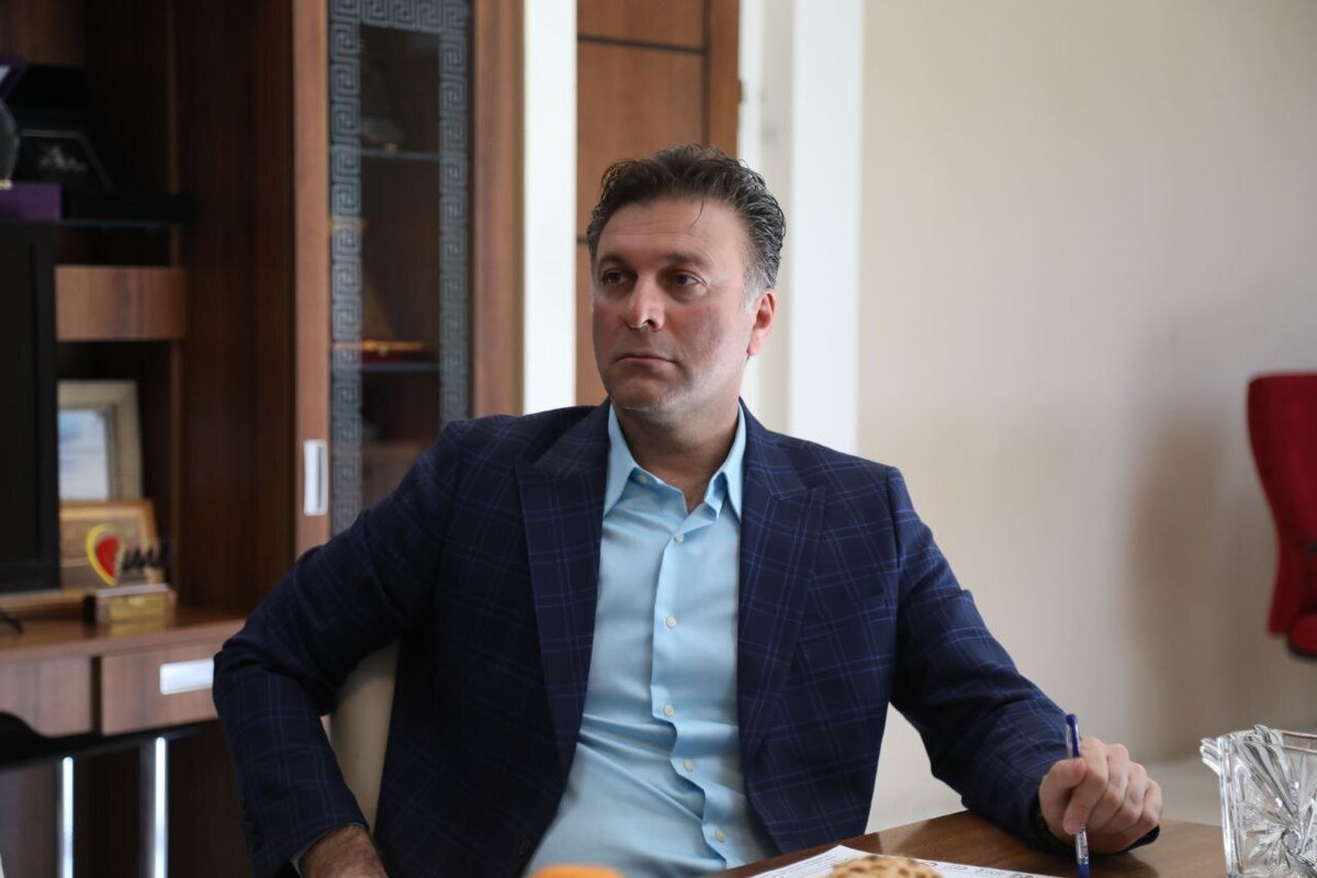 مظفری زاده: هزینه‌های تراکتور نصف دیگر تیم‌های مدعی است  پرونده آلوز در فیفا در حال پیگیری است+فیلم