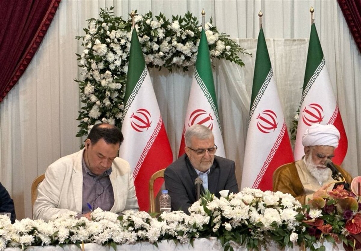 کاظمی‌قمی: طرح موسوم به صلح از روی استیصال رژیم و آمریکا مطرح شد