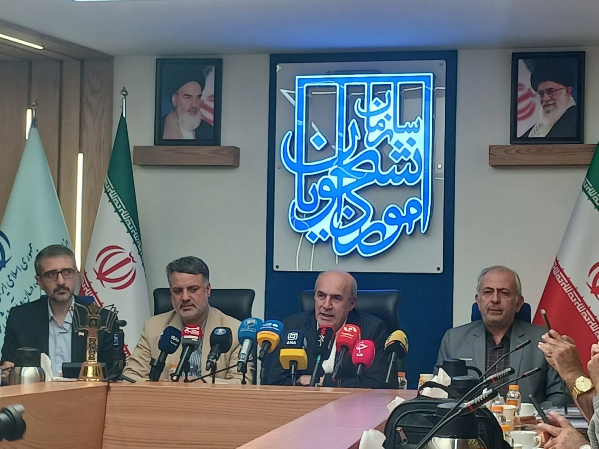 ۱۳ دانشجوی نمونه از ۱۰ دانشگاه پزشکی برگزیده شدند