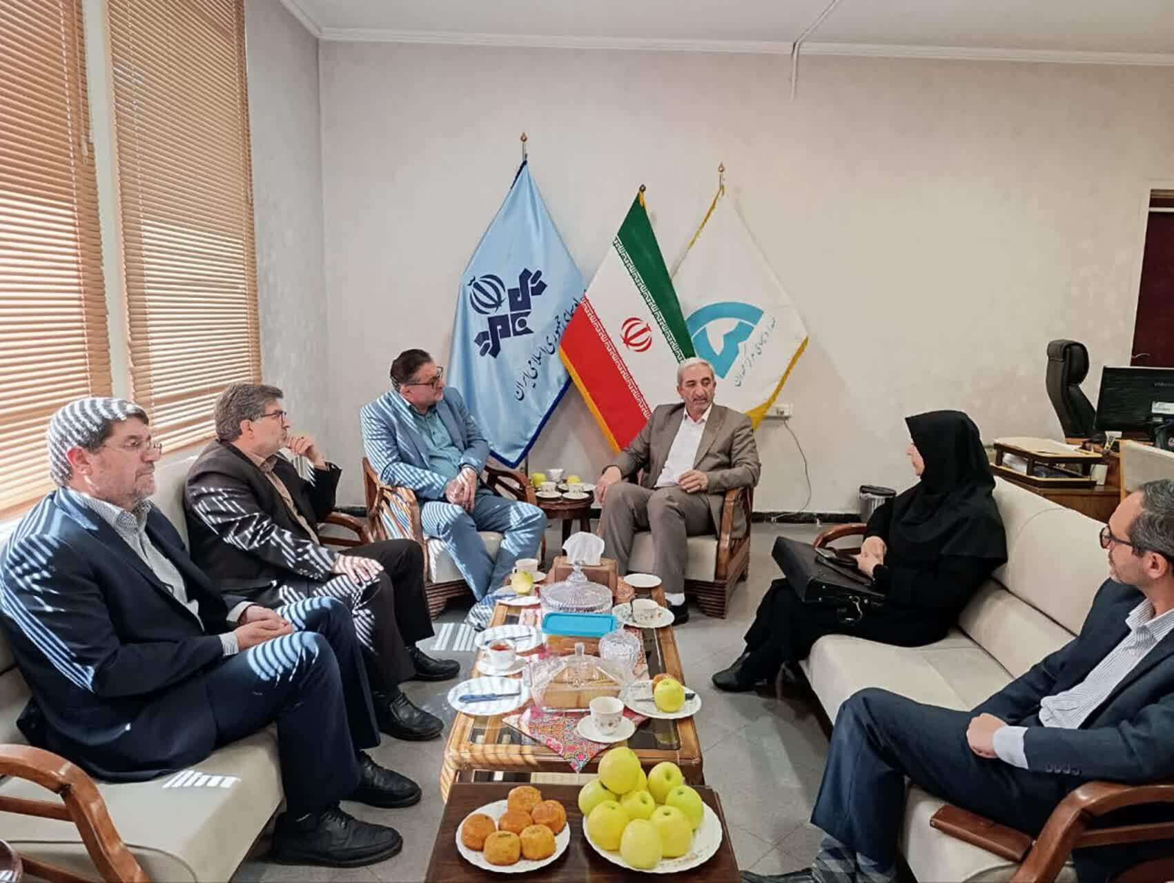 استفاده از ظرفیت دانشگاه آزاد همدان در رسانه ملی؛ تأکید بر تعامل سازنده دانشگاه و صداوسیما استفاده از ظرفیت دانشگاه آزاد همدان در رسانه ملی؛ تأکید بر تعامل سازنده دانشگاه و صداوسیما