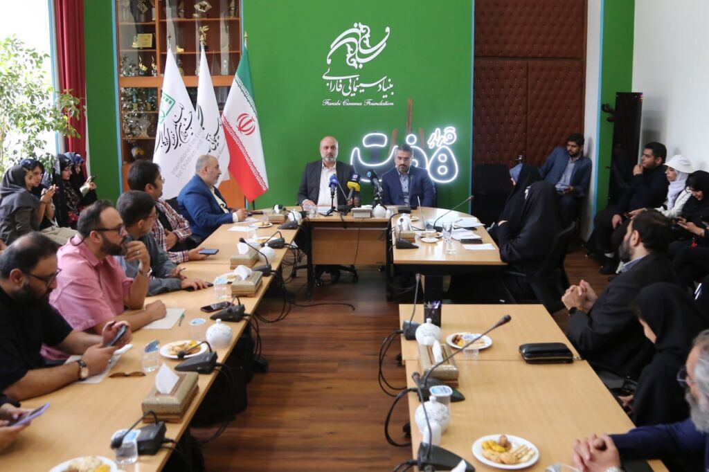 بررسی حال و آینده سینمای کودک در نشست مشترک دبیران فعلی و سابق جشنواره فیلم‌های کودکان و نوجوانان
