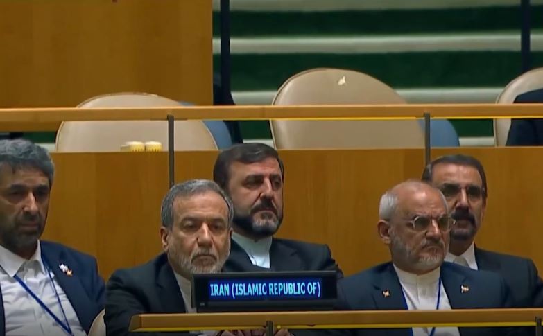 پزشکیان: ایران هرگز به دنبال ساخت بمب هسته‌ای نبوده و نخواهد بود/ اگر در برابر هنجار‌شکنی‌ها نایستیم، دامن جهان را خواهند گرفت +فیلم