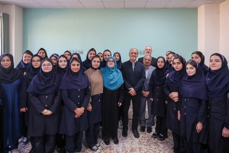 رئیسجمهور: نباید بپذیریم فرزندان این سرزمین آموزش ضعیفتری ببینند رئیسجمهور: نباید بپذیریم فرزندان این سرزمین آموزش ضعیفتری ببینند