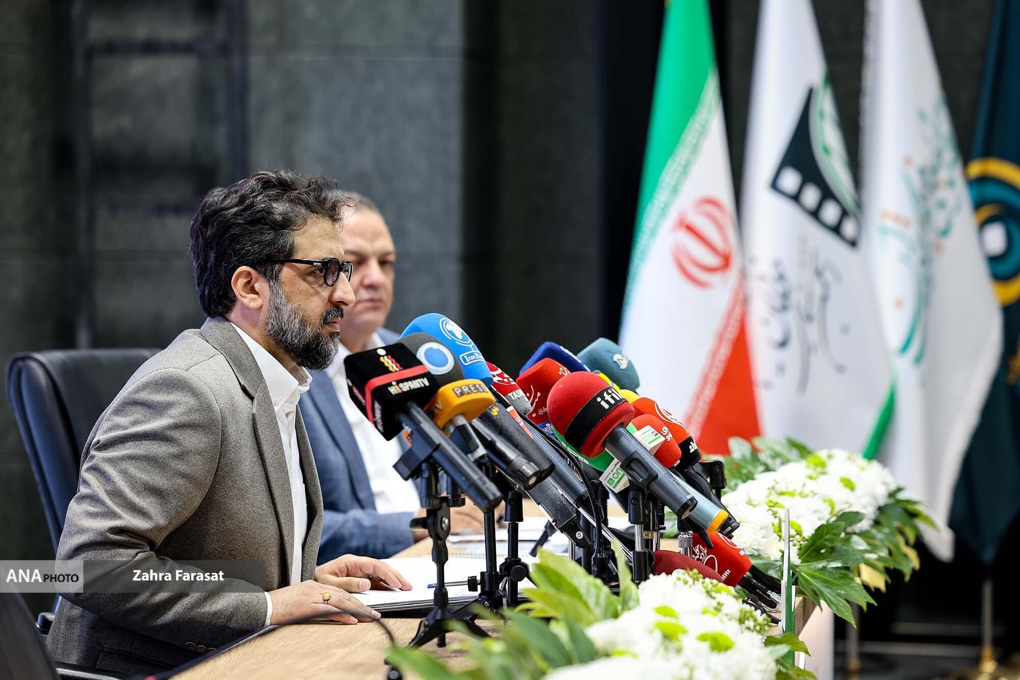 آثار ارسالی به جشنواره فیلم کوتاه تهران مشکل حجاب نداشت/ در حذف یا اضافه کردن آثار نقشی نداشتم آثار ارسالی به جشنواره فیلم کوتاه تهران مشکل حجاب نداشت/ در حذف یا اضافه کردن آثار نقشی نداشتم