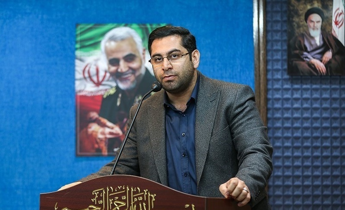 دومین کنگره ملى شعر شهداى اصناف و بازار تمدید شد