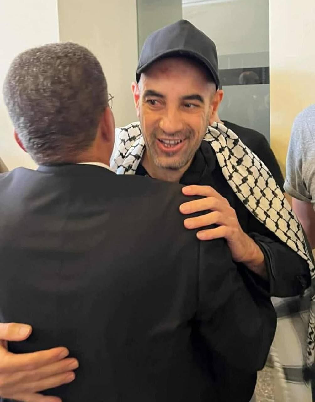 بازگشت اسرای فلسطینی پس از دهه‌ها اسارت؛ جشن و شادی در رام‌الله و خانیونس