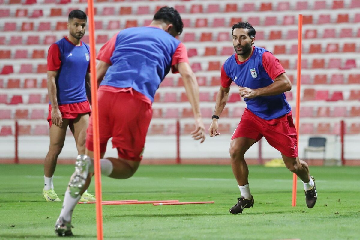 تمرین تیم ملی در رطوبت ۶۵ درصدی دبی  تمرینات اختصاصی دو بازیکن