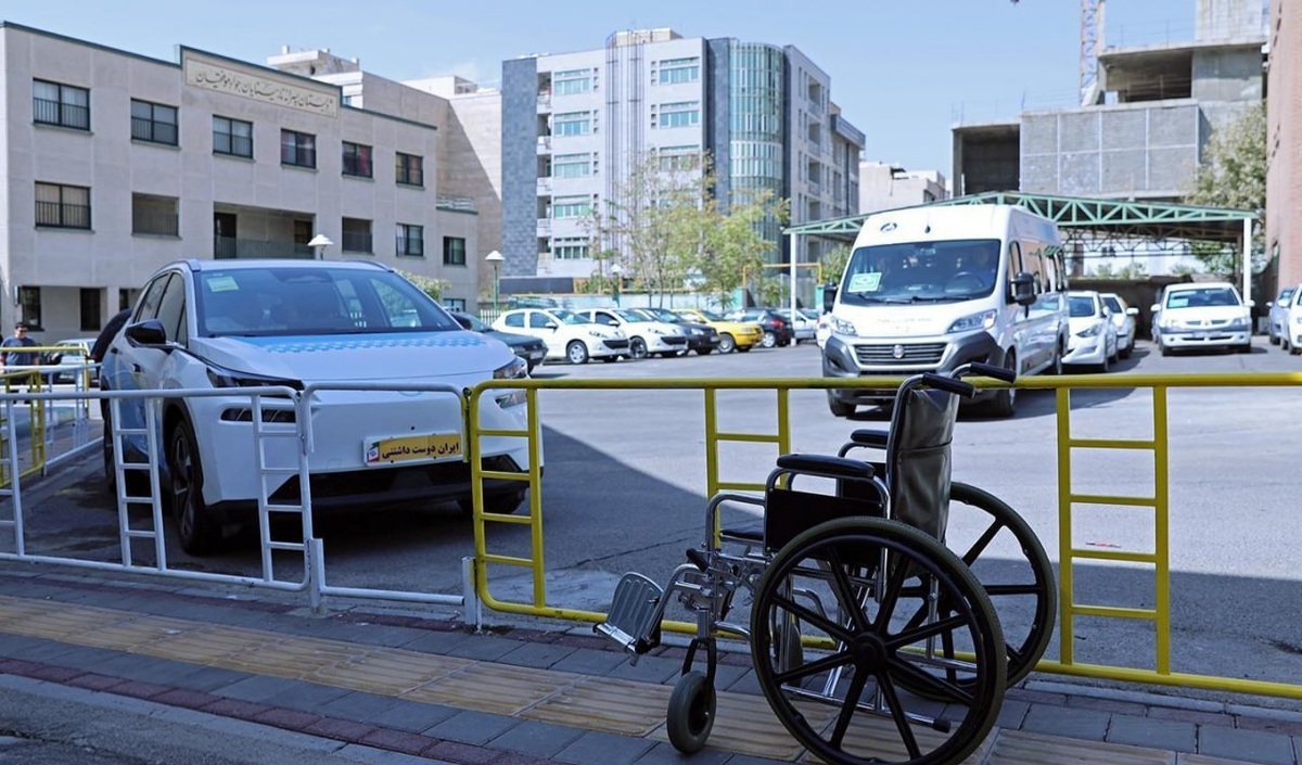 ۶ هزار و ۸۰۰ شهروند نیازمند خدمات ویژه؛ شهرداری موظف به حمایت از نابینایان شد