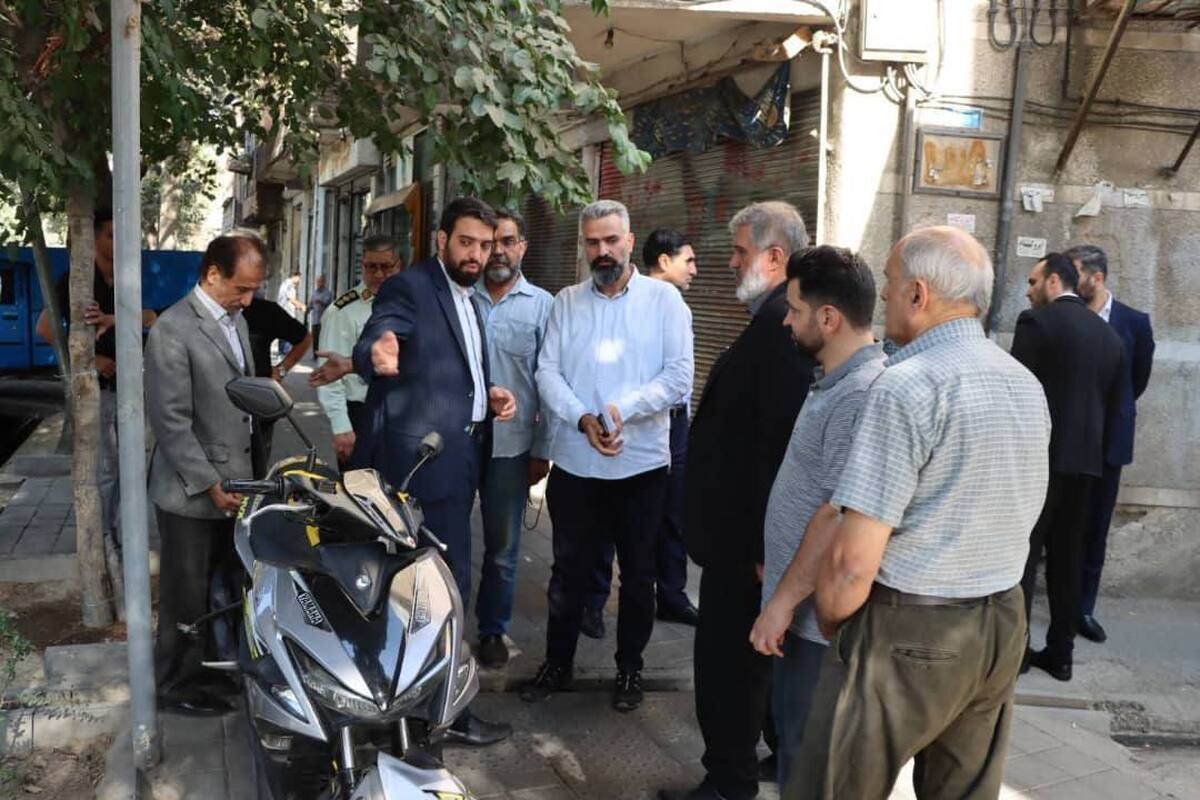 قمی: مختل شدن آرامش ساکنان منطقه خط قرمز شهرداری است  ضرورت برخورد قاطع با اصناف متخلف