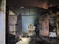 آتش‌سوزی گسترده در کارگاه مبل‌سازی در محله مرتضی‌گرد+ فیلم