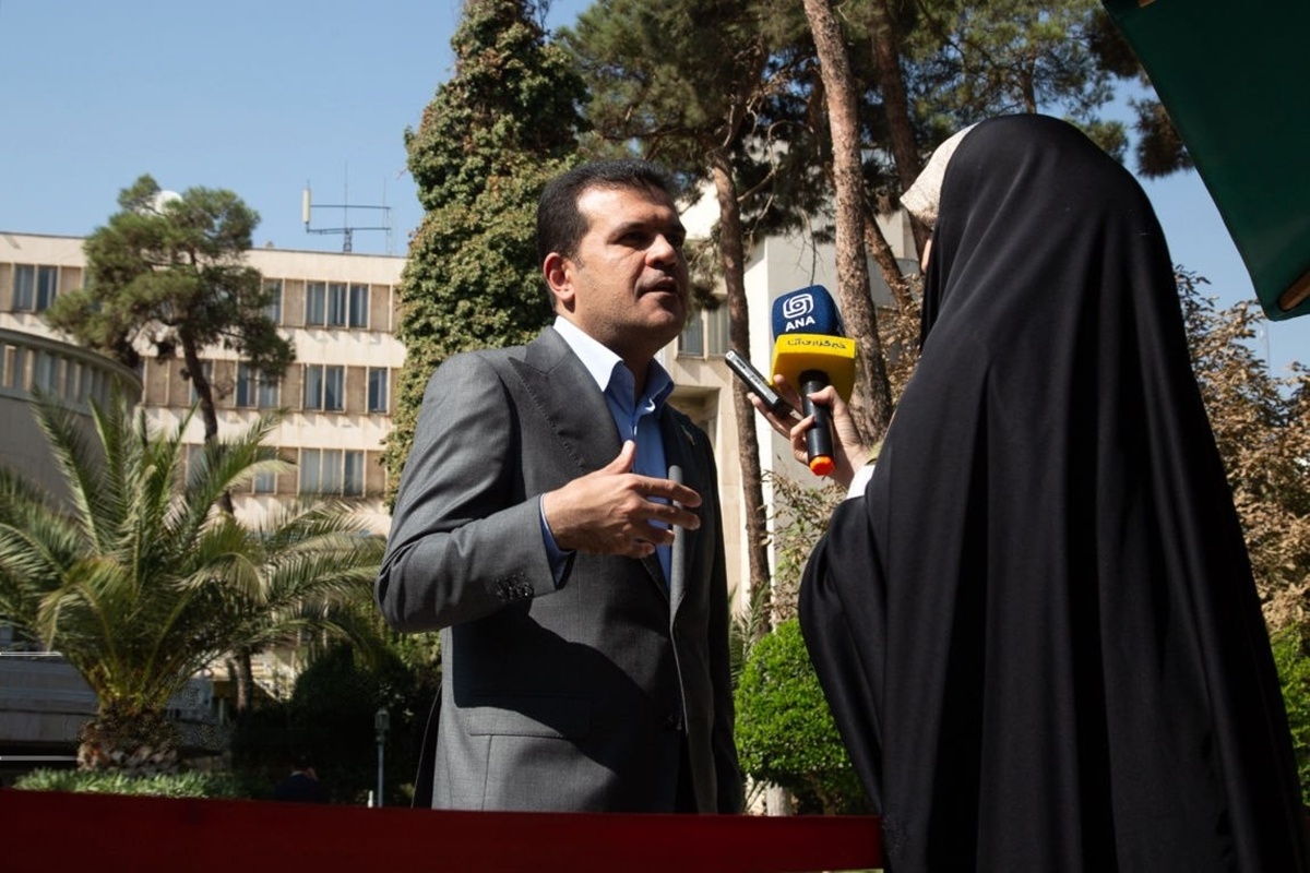 وزارتخانه‌ها باید ظرف ۲ هفته برنامه اجرایی در زمینه هوش مصنوعی ارائه دهند  دولت بدنبال جبران عقب‌ماندگی‌ها