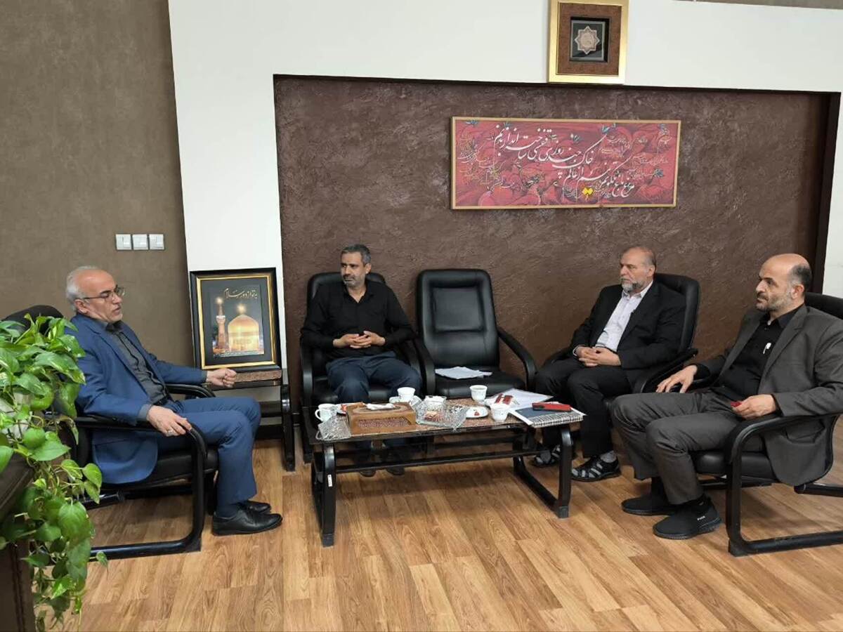 برنامه‌ریزی برای جشنواره شعر حضرت علی اکبر (ع)؛ نامه ۳۱ نهج‌البلاغه محور ۳۰ برنامه در ۳۰ مسجد یزد