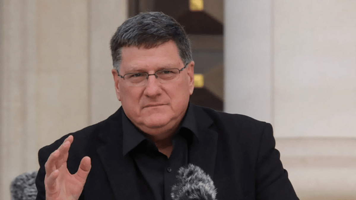 اسکات ریتر: در جنگ ۱۲ روزه اسرائیل مجازات شد  سپر پدافند بالستیک رژیم شکست