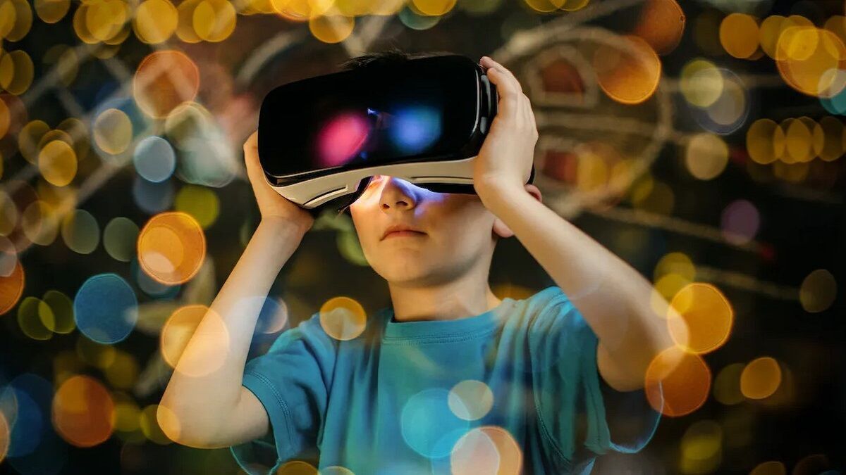 کودکان و حقوق متاورسی؛ هویت کودک در جهان‌های موازی