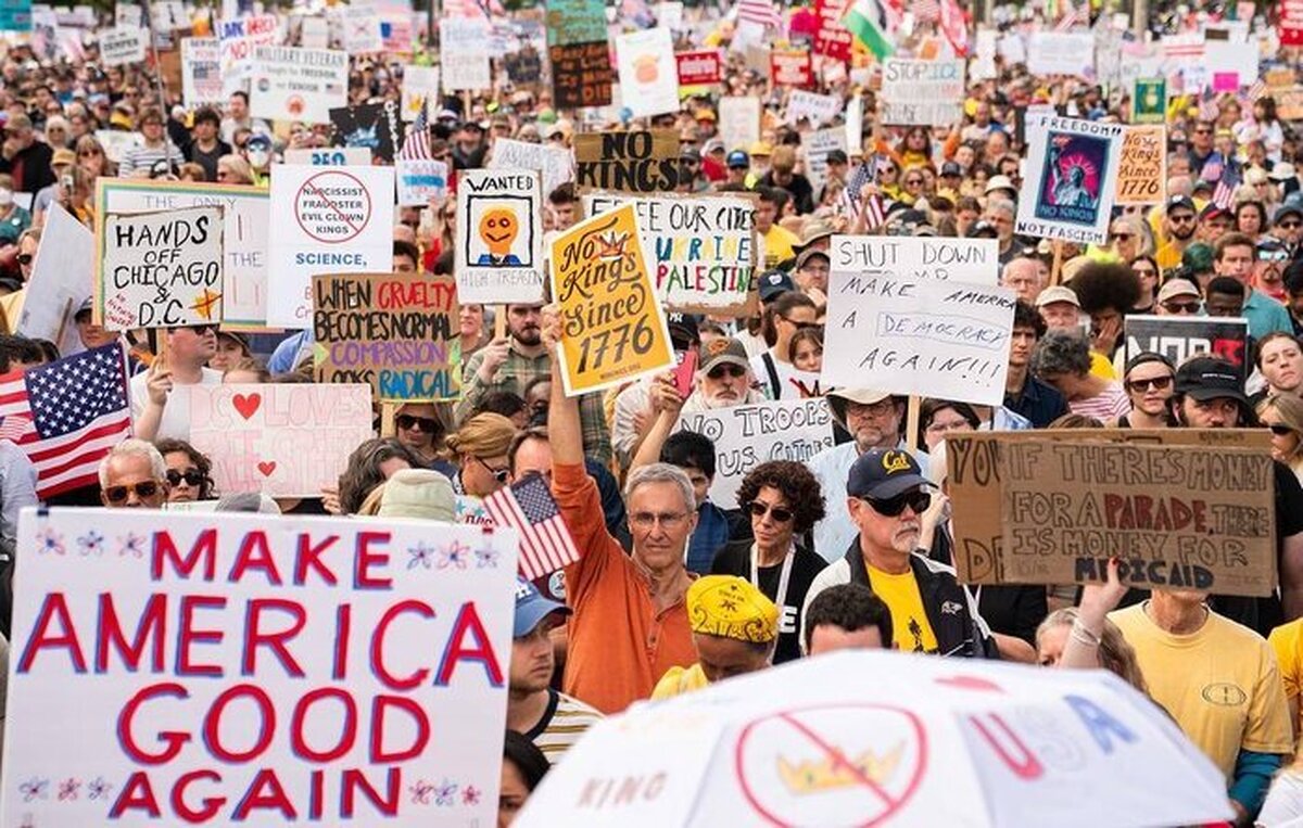 اعتراض میلیون‌ها آمریکایی به سیاست‌های ترامپ در سراسر آمریکا + فیلم