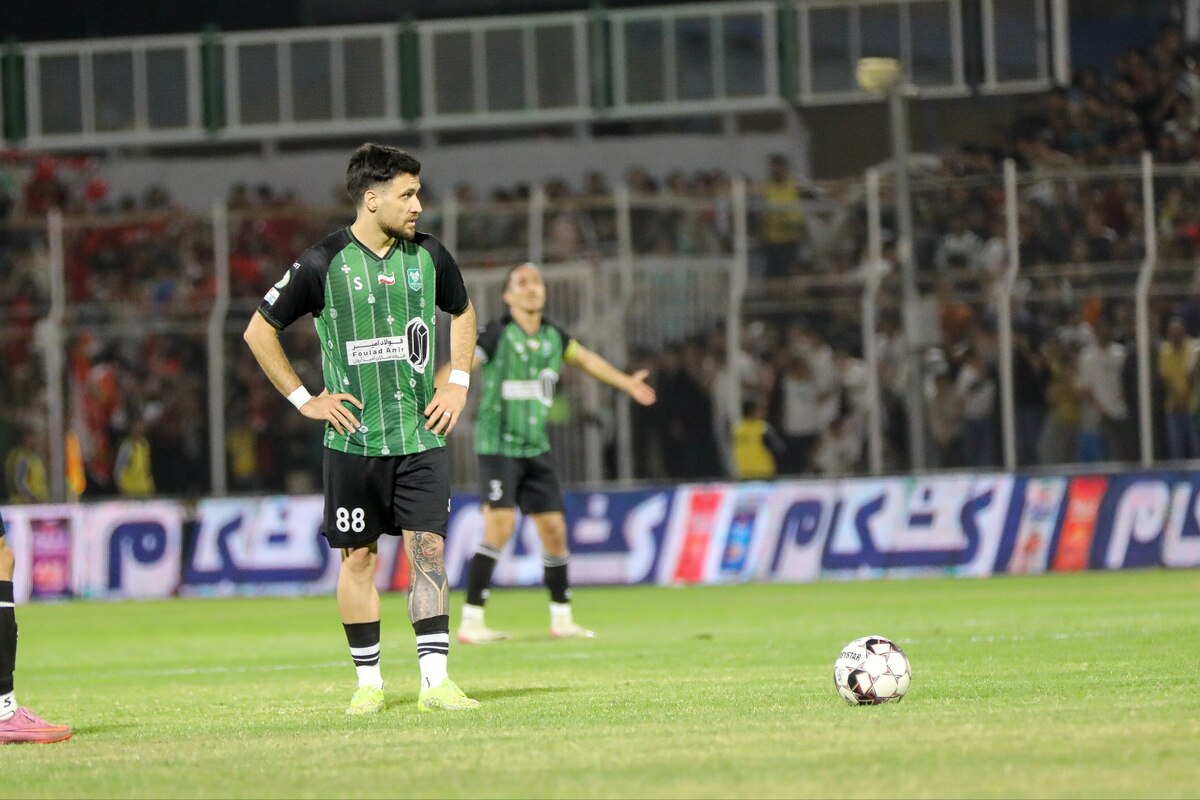 بابایی: حضور خانواده‌ها و بانوان در ورزشگاه‌ها، فوتبال را زیباتر کرده است  با آنالیز دقیق پرسپولیس را شکست دادیم