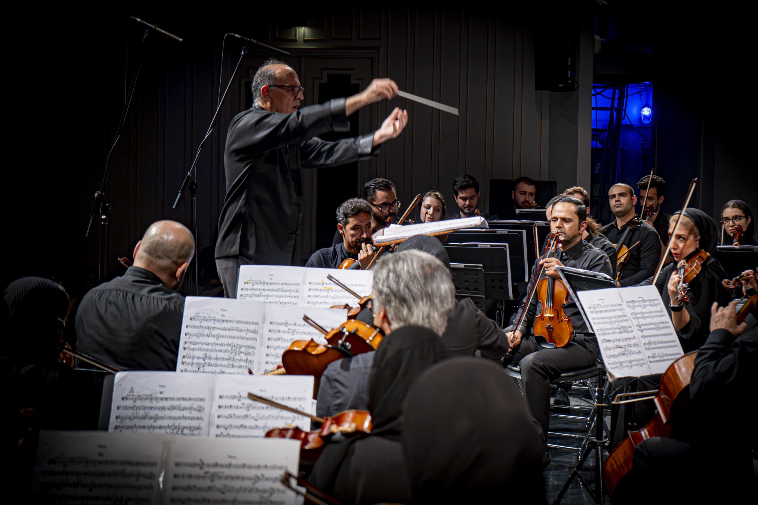 روایت «شهرزاد» در تالار وحدت؛ گفتوگوی موسیقی و خیال در شبهای پاییزی تهران روایت «شهرزاد» در تالار وحدت؛ گفتوگوی موسیقی و خیال در شبهای پاییزی تهران