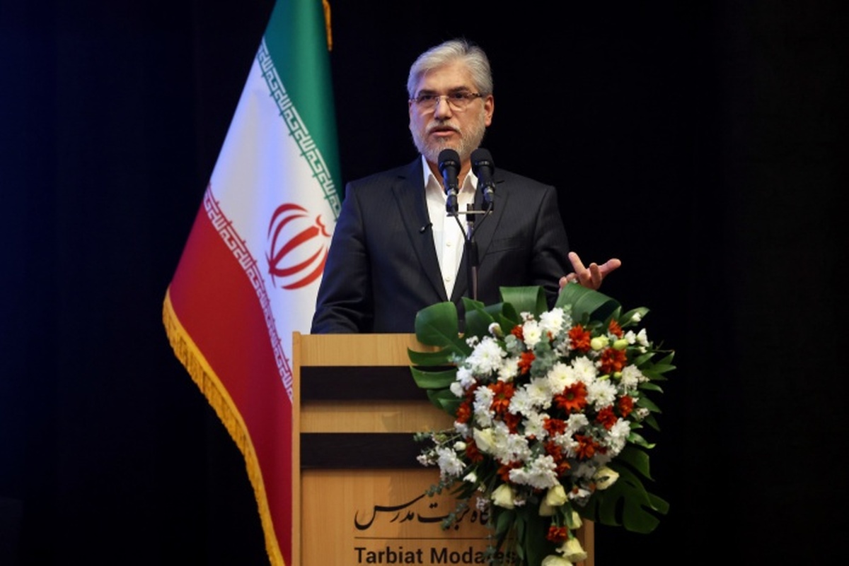 وزیر علوم: دانشگاه امروز تماشاگر نیست، بازیگر فعال در توسعه کشور است