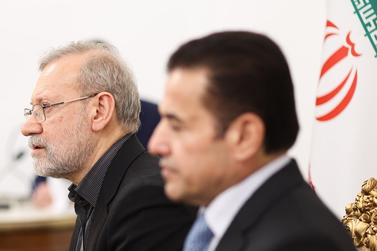 لاریجانی: سوءاستفاده‌های آمریکا و اسرائیل از آسمان عراق در حال پیگیری است