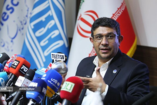 نشست خبری دبیرکل کمیسیون ملی یونسکو در ایران