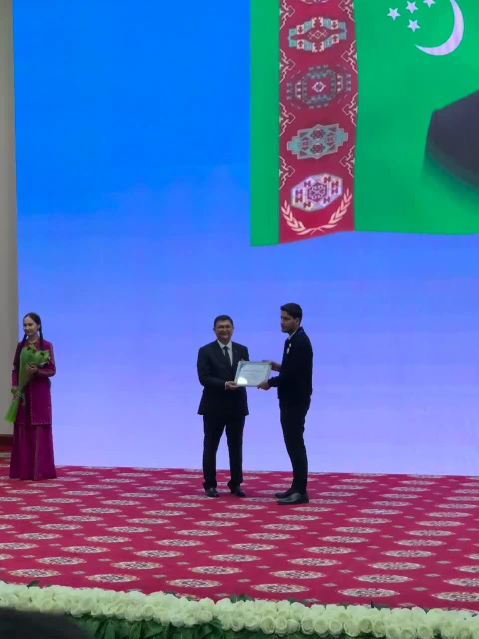 موفقیت دانشجوی دانشگاه آزاد در المپیاد بینالمللی شیمی موفقیت دانشجوی دانشگاه آزاد در المپیاد بینالمللی شیمی