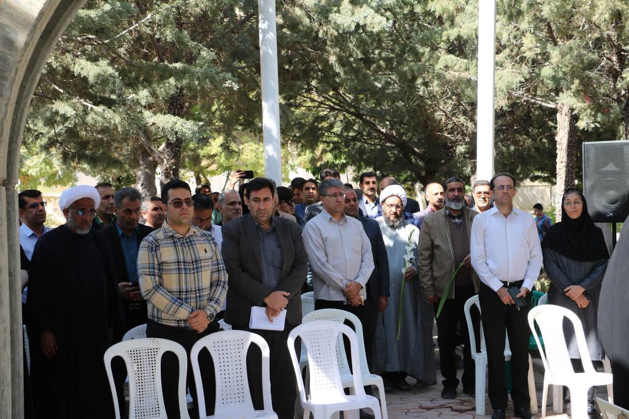 دانشگاه‌ها باید جبهه‌ دفاع از حقیقت و ارزش‌های انقلاب اسلامی باشند/ نسل جوان ادامه‌دهنده راه شهدا در نبرد علیه جنگ نرم دشمن