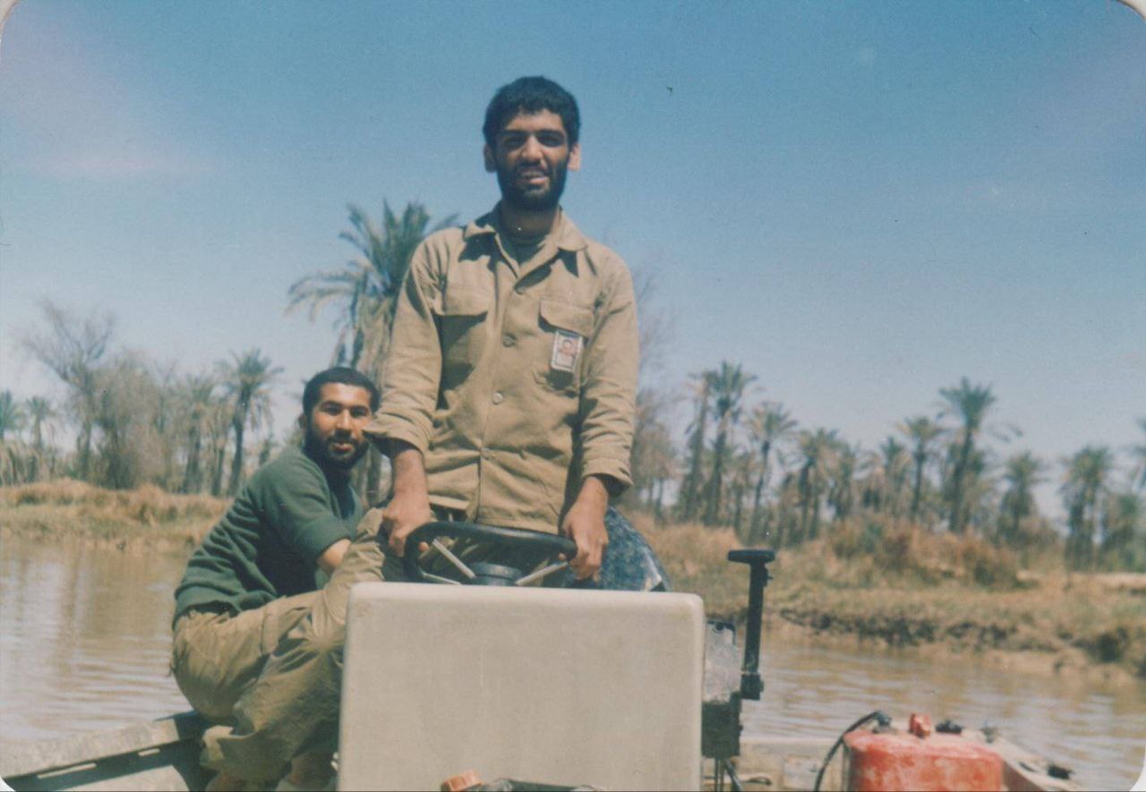 انتشار تصاویر حضور دکتر مهدی طهرانچی در جبهه‌های دفاع مقدس