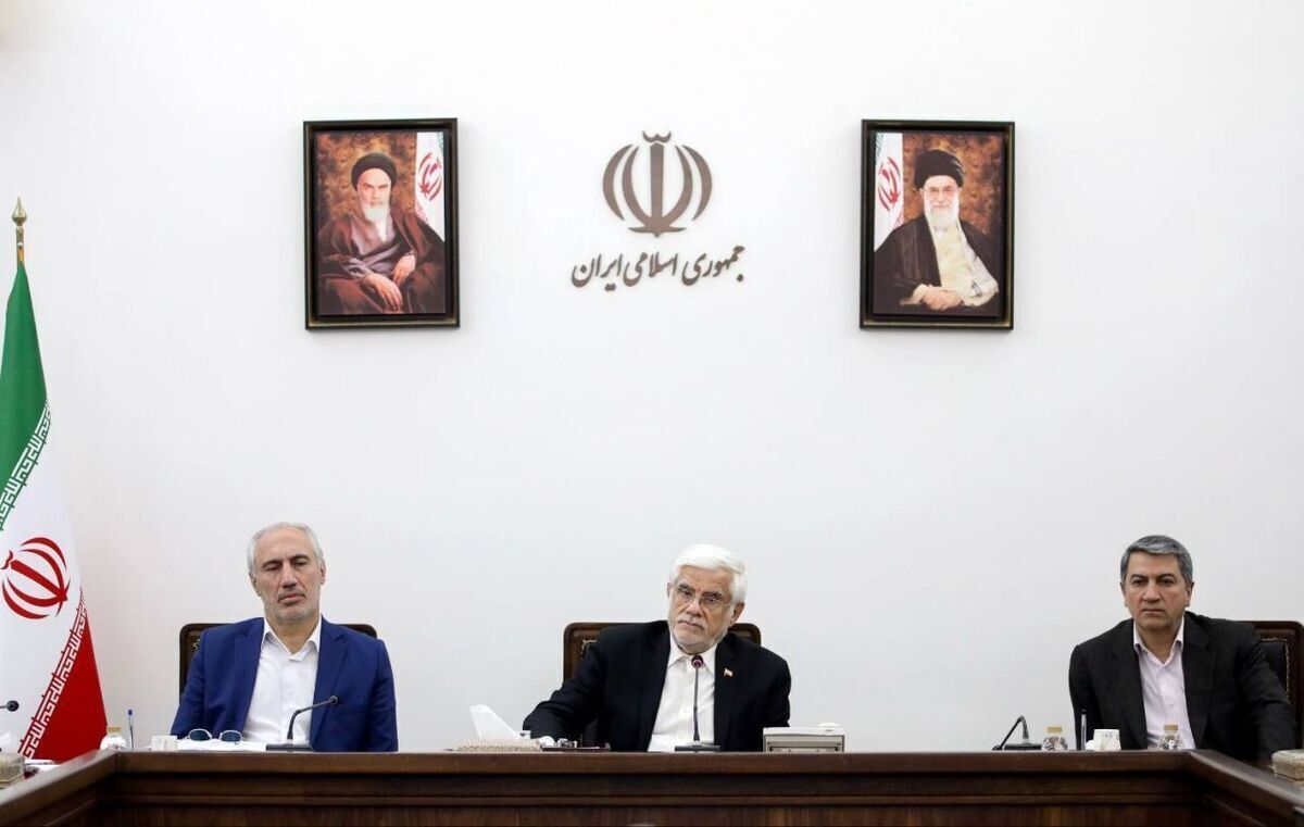 عارف: تأمین انرژی بخش تولید در اولویت دولت چهاردهم قرار گرفت