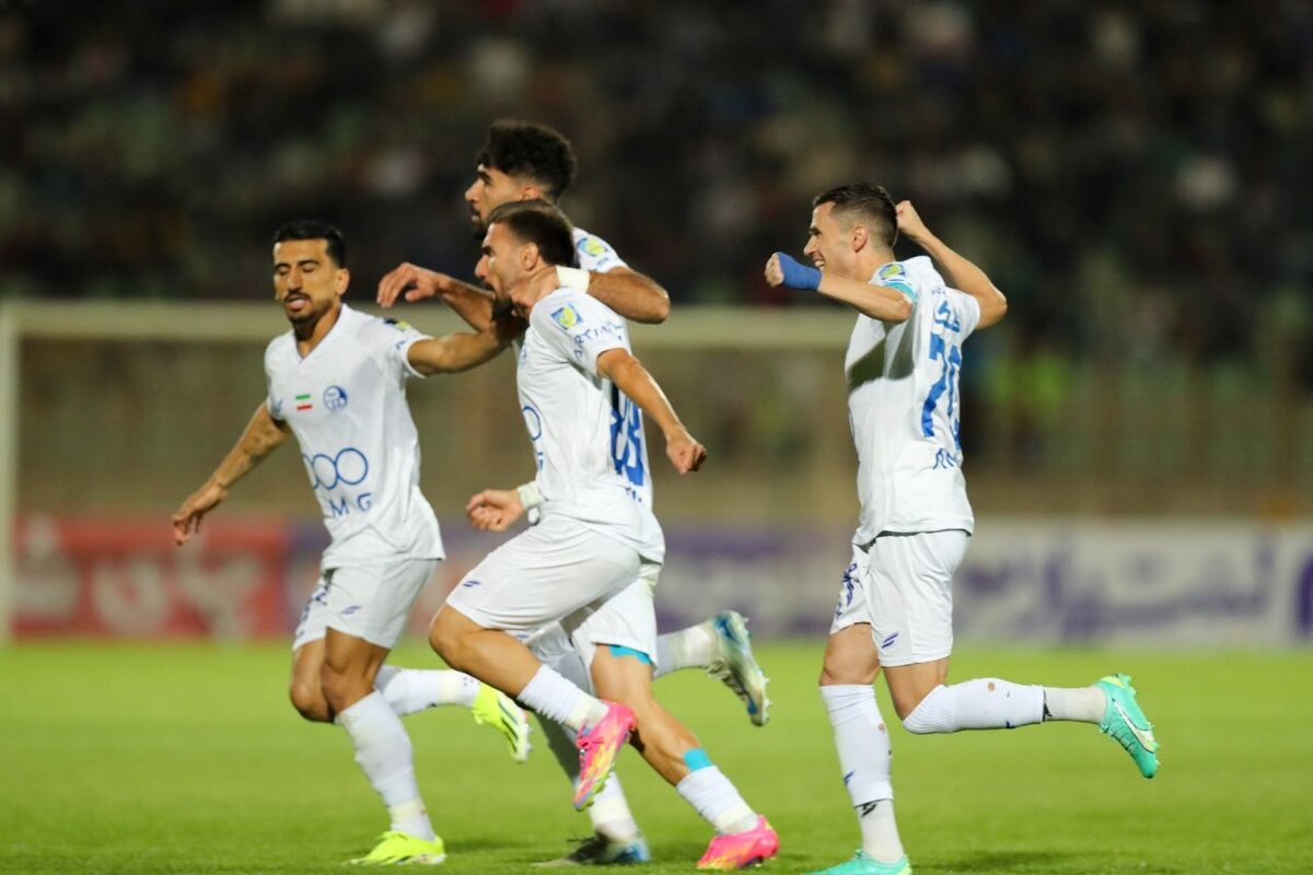 رشیدی: استقلال به هماهنگی بیشتری نیاز دارد ساپینتو در زمان یارگیری خط دفاعی را تقویت نکرد