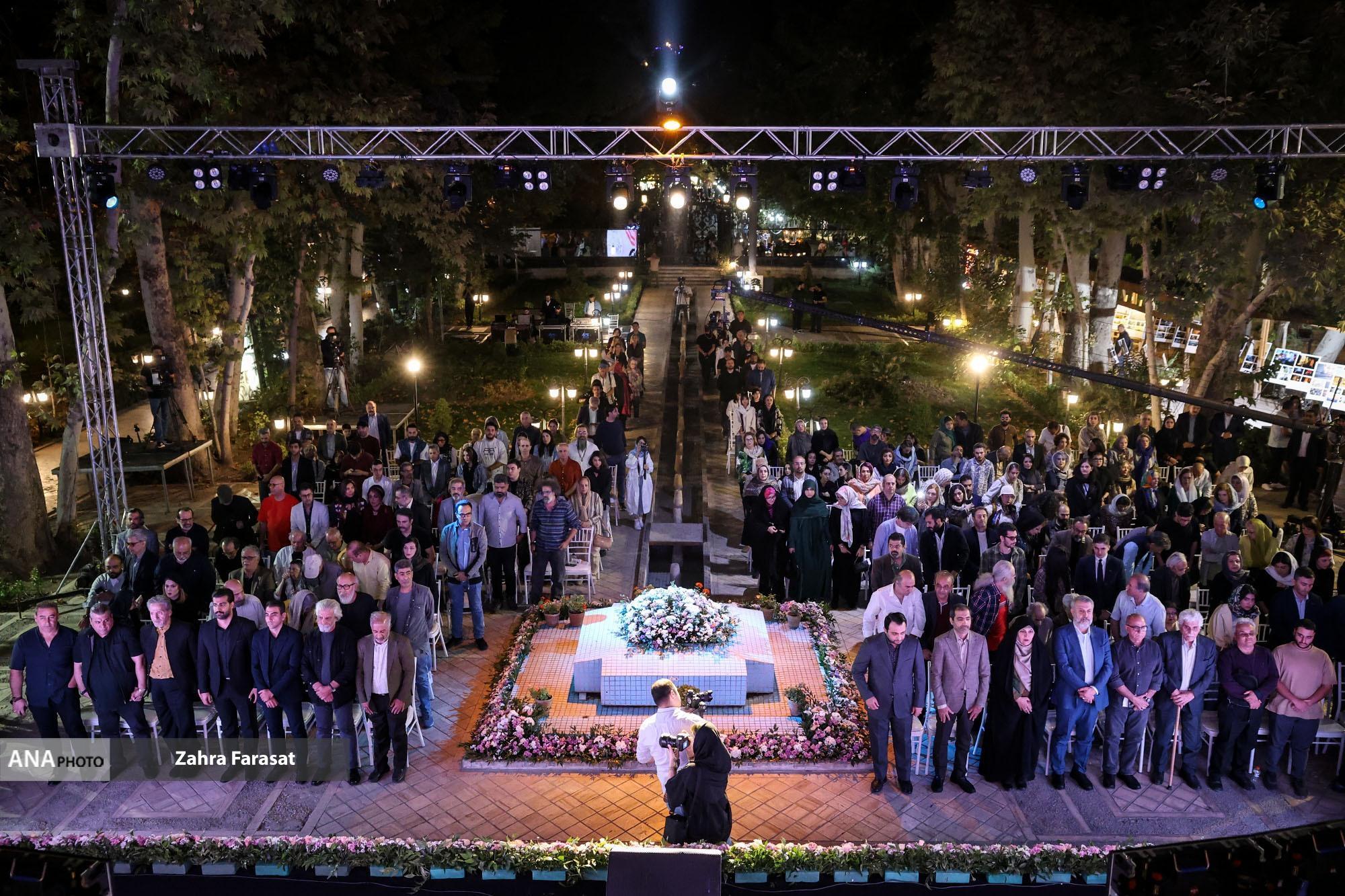 برگزیدگان نهمین جشن عکاسان سینما معرفی شدند/ تجلیل از علیرضا داودنژاد در باغ فردوس برگزیدگان نهمین جشن عکاسان سینما معرفی شدند/ تجلیل از علیرضا داودنژاد در باغ فردوس