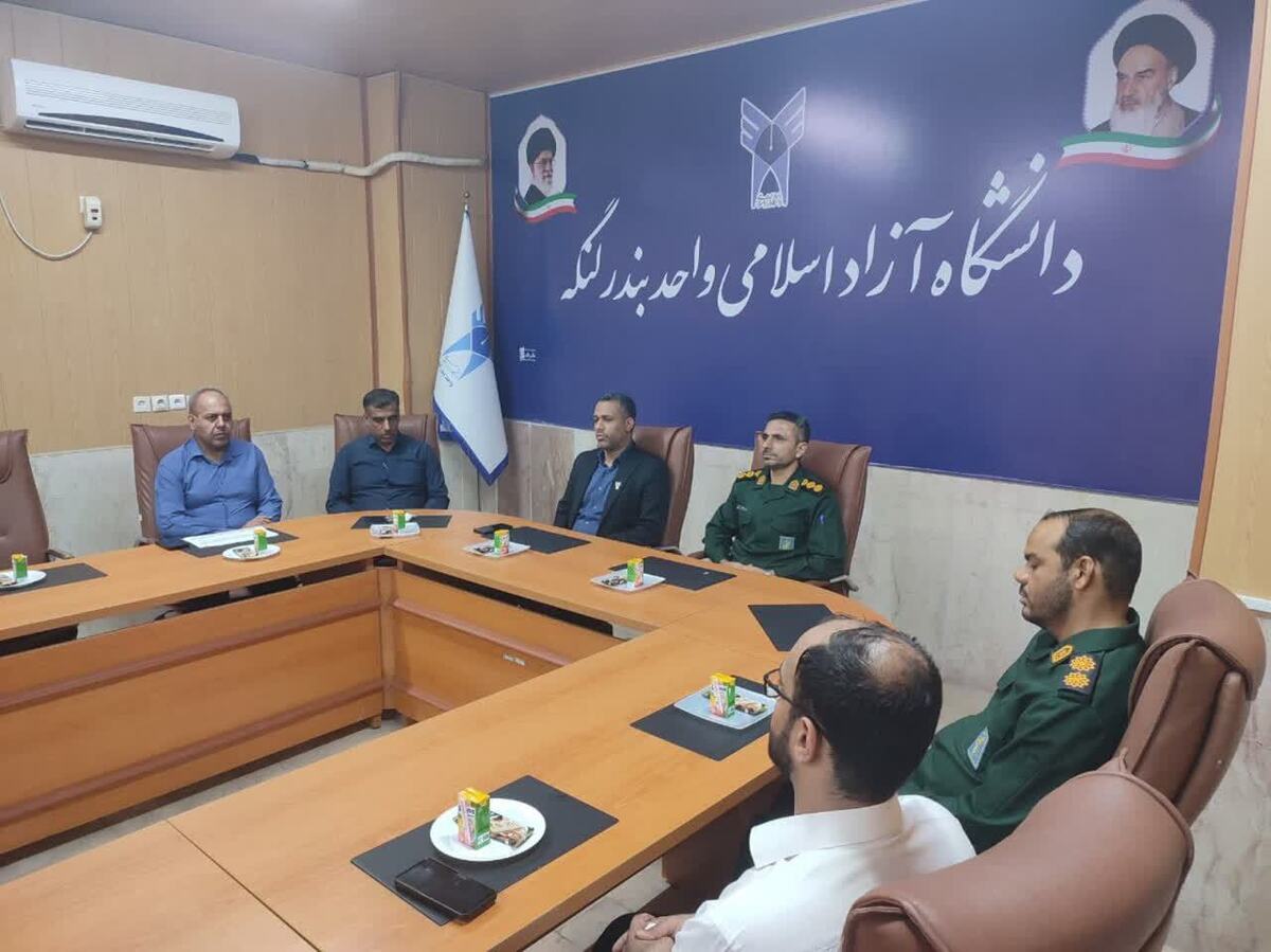 مردم ایران در جنگ تحمیلی ثابت کردند اجازه تعرض به خاکشان را نمی‌دهند