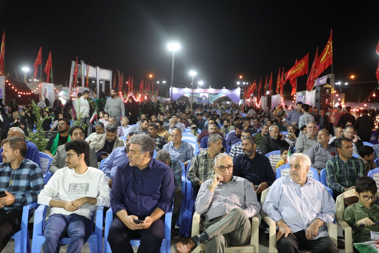 استقبال سمنانیها از ارکستر موسیقی ملی ایران / دههزار نفر، دو شب، یک صدا استقبال سمنانیها از ارکستر موسیقی ملی ایران / دههزار نفر، دو شب، یک صدا