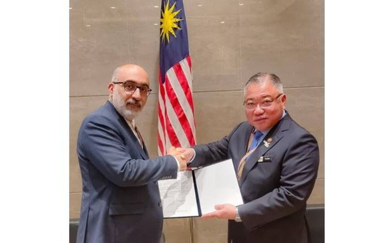 دعوت رسمی صالحی‌امیری از وزیر گردشگری مالزی برای سفر به تهران