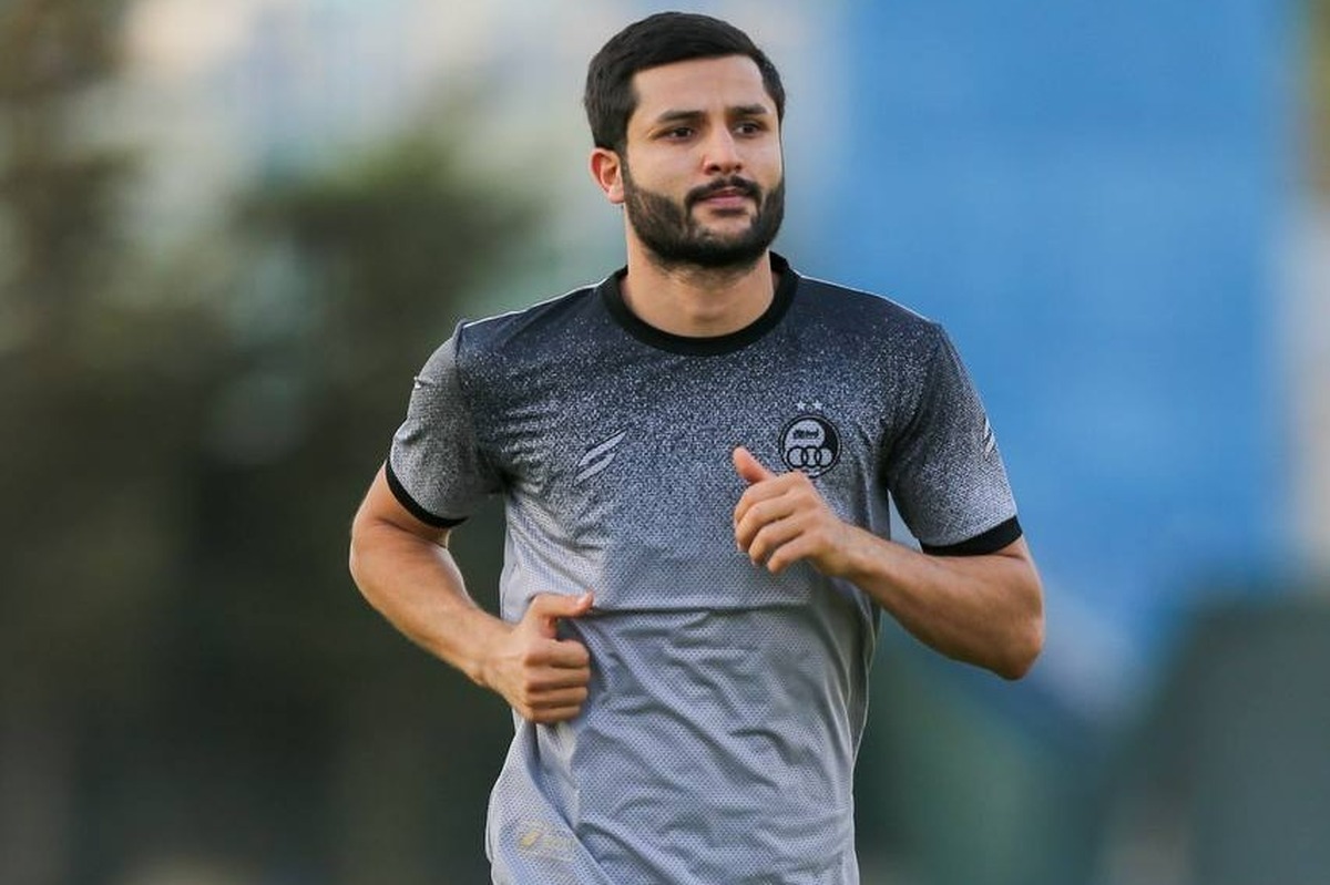 غلامی به بازی استقلال با المحرق می رسد