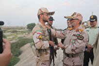 بازديد سردار رضايی از پاسگاه مرزی نهرخين / خداقوت به تلاش های مرزبانان