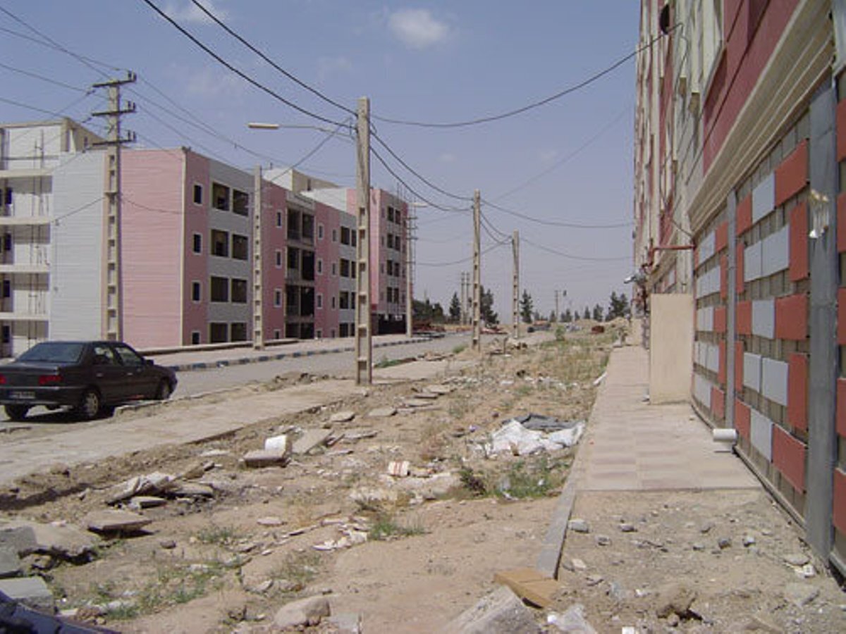 عبور تعداد واحد‌های آغازشده مسکن محرومان از ۱۲ هزار واحد