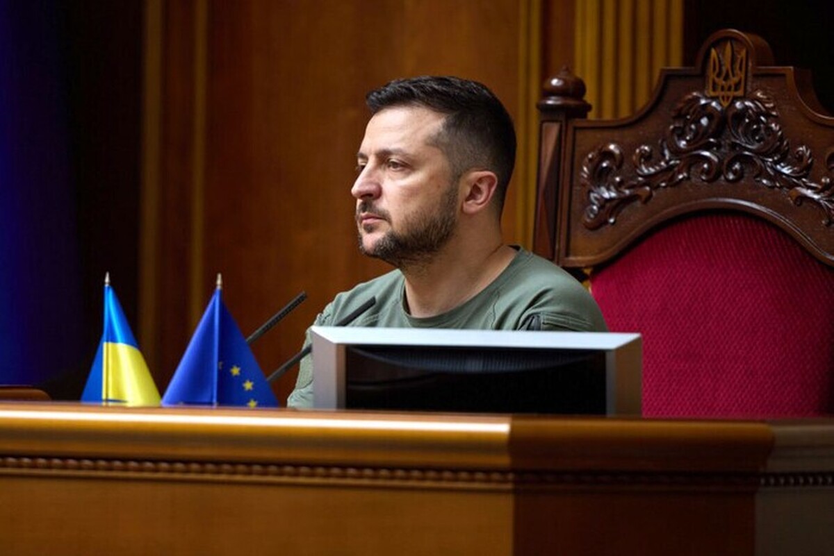 زلنسکی از بازگشت تحریم‌ها علیه ایران خوشحال شد