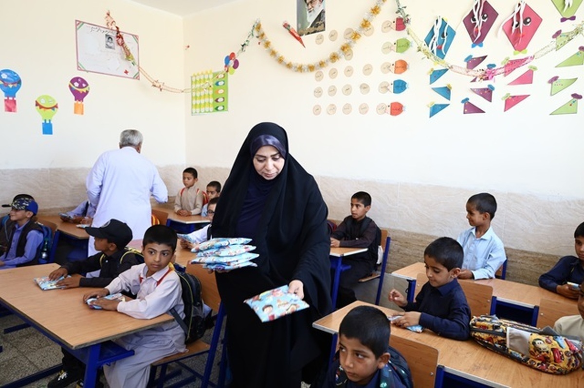 نه به فقر در آموزش؛ هیچ دانش‌آموزی نباید به‌خاطر پول از تحصیل بازبماند