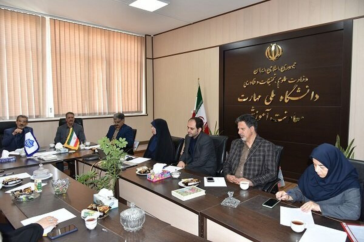 کاهش سنوات تحصیلی کارشناسی در دانشگاه ملی مهارت کلید خورد