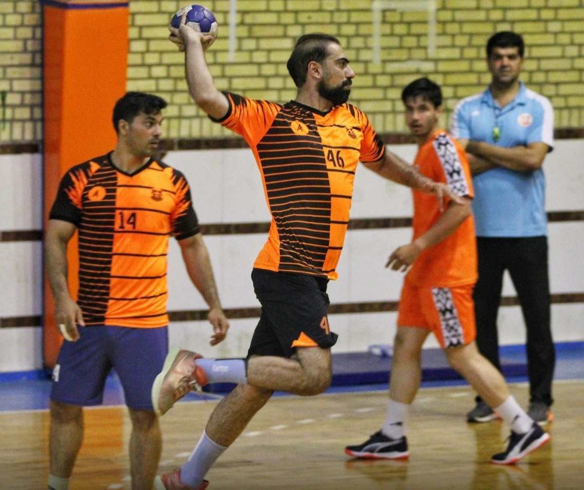 هفته اول لیگ برتر هندبال | پیروزی بیرون از خانه مس کرمان برابر استقلال کازرون