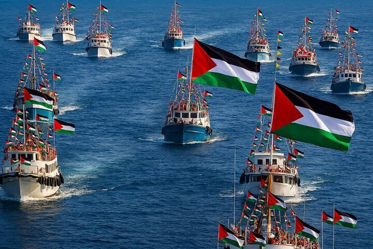 شنا در منطقه ممنوعه اسرائیل| پرواز حدود ۲۰ پهپاد بر فراز کاروان صمود