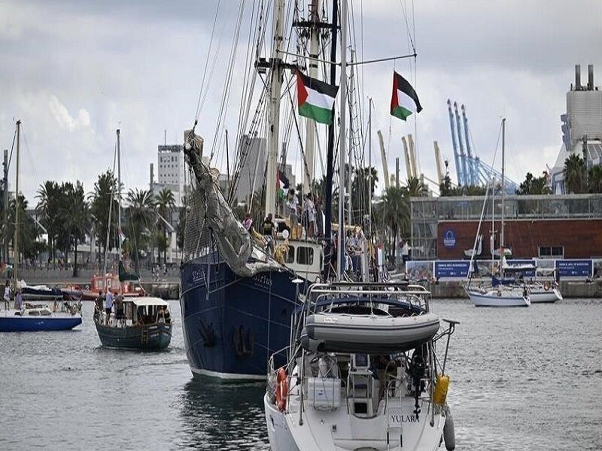 وضعیت اضطراری در «أسطول الصمود»؛ کشتی‌ها بدون توجه به تهدید‌های اسرائیل به سمت غزه حرکت می‌کنند