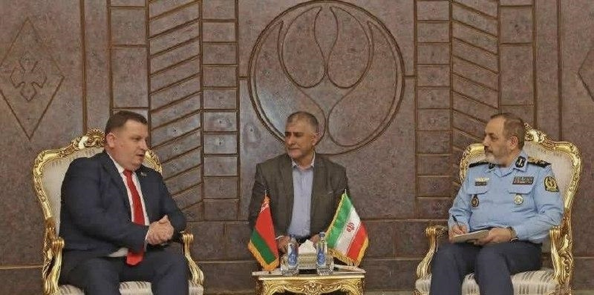 وزیر دفاع: ایران از گسترش همکاری‌های دفاعی - صنعتی با بلاروس استقبال می‌کند